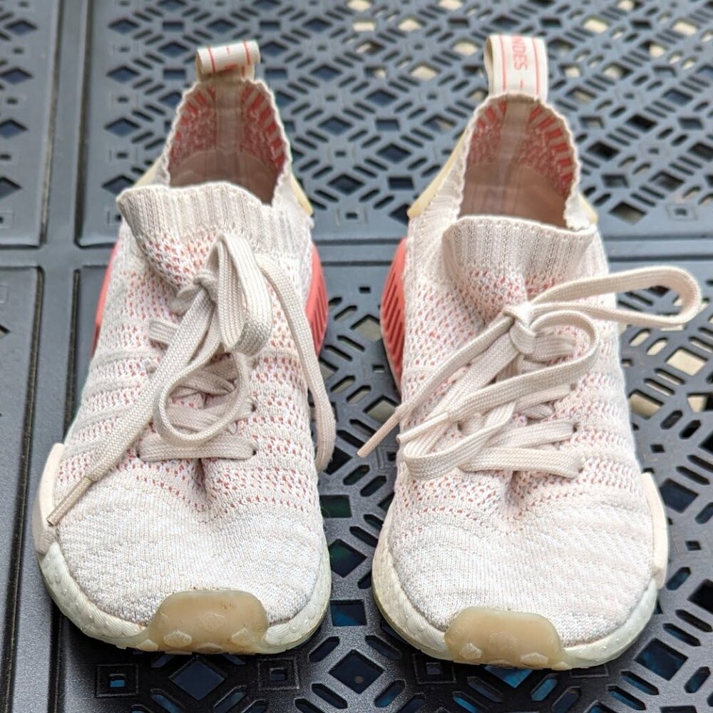 Adidas NMD R1 women's  - color pink ash, size 6.5 - Picture 3 of 6